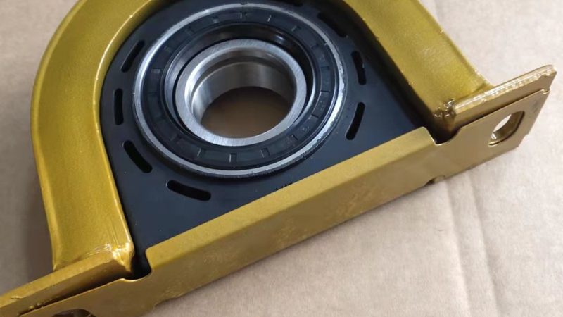 自润滑关节轴承：性能与品牌的微妙平衡